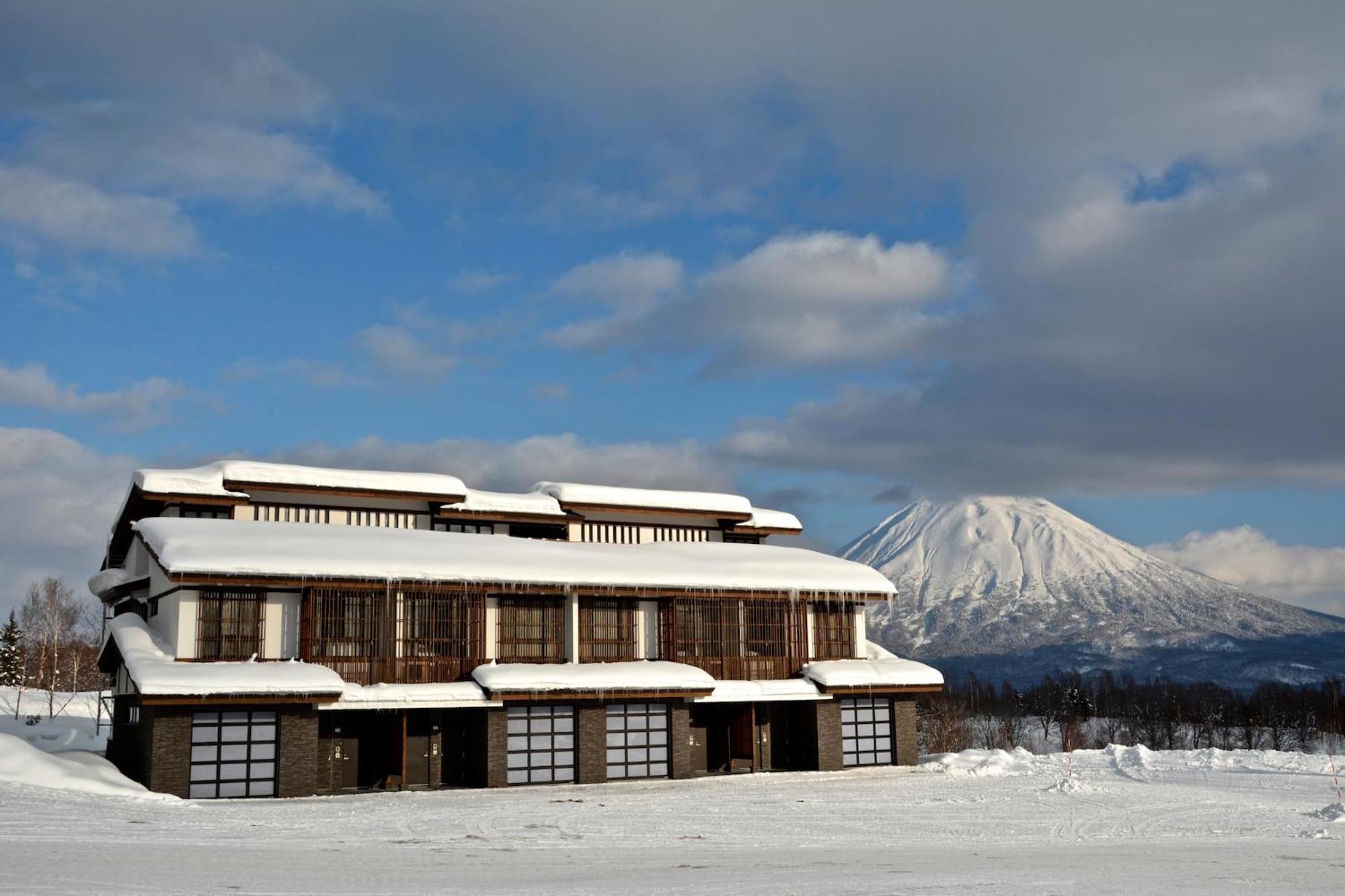 Kasara Niseko Village Townhouse - Small Luxury Hotels Of The World Extérieur photo
