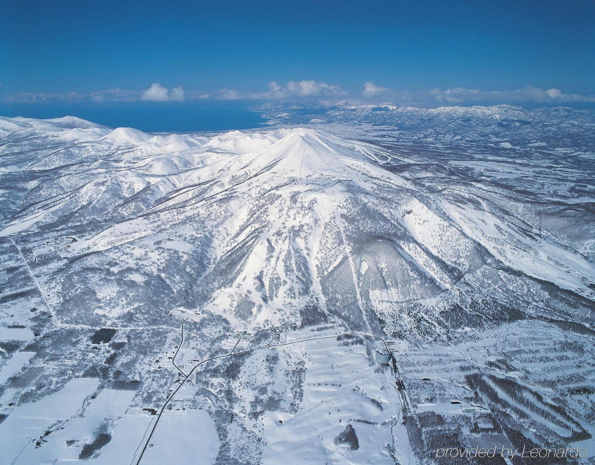Kasara Niseko Village Townhouse - Small Luxury Hotels Of The World Extérieur photo